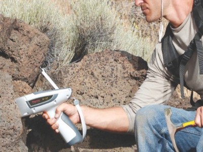 尼通XL3t 950礦石分析儀 手持光譜儀 礦石元素檢測 銅礦鐵礦