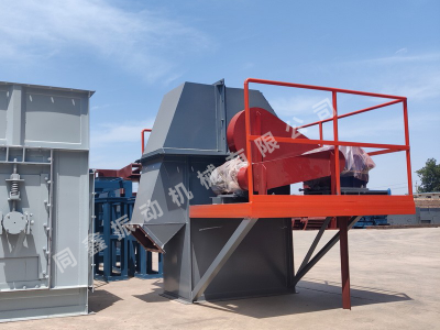 TH315型斗式提升機，環(huán)鏈?zhǔn)教嵘龣C，環(huán)鏈斗式提升機產(chǎn)品